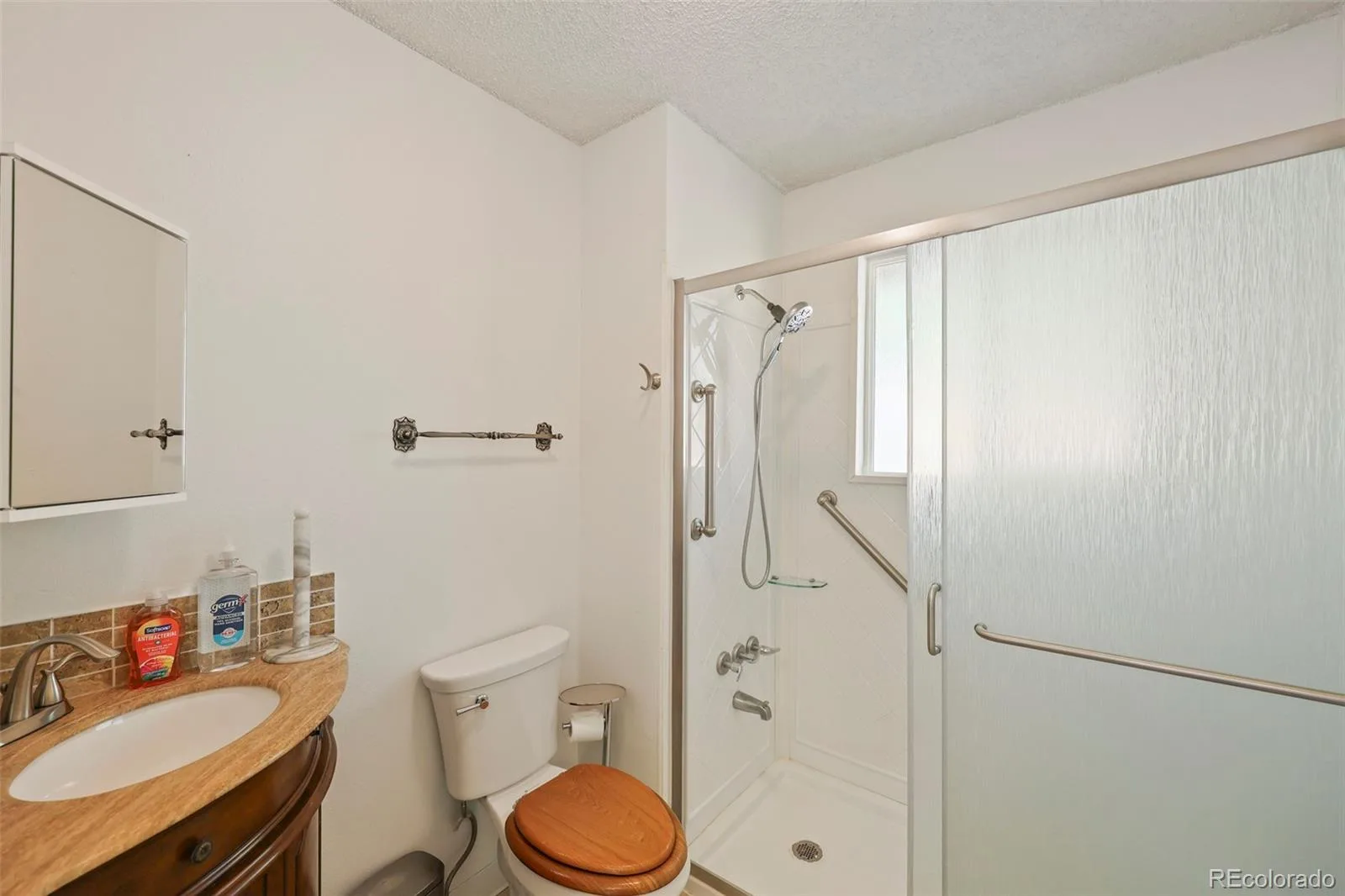 9275 W 8th Avenue Lakewood CO 80215 | MLS #REC4270410 08212026170645 1600 12