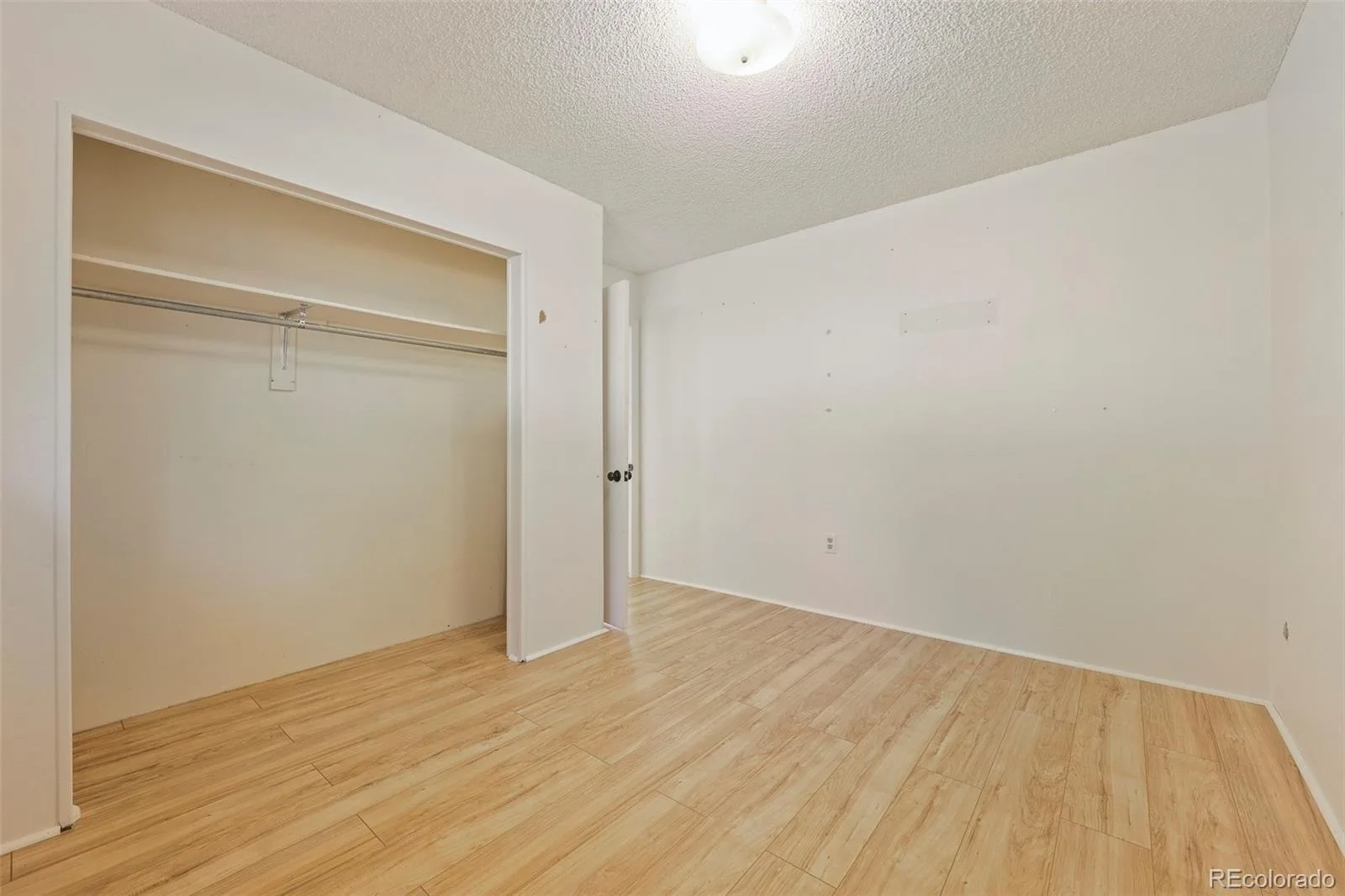 9275 W 8th Avenue Lakewood CO 80215 | MLS #REC4270410 08212026170645 1600 13