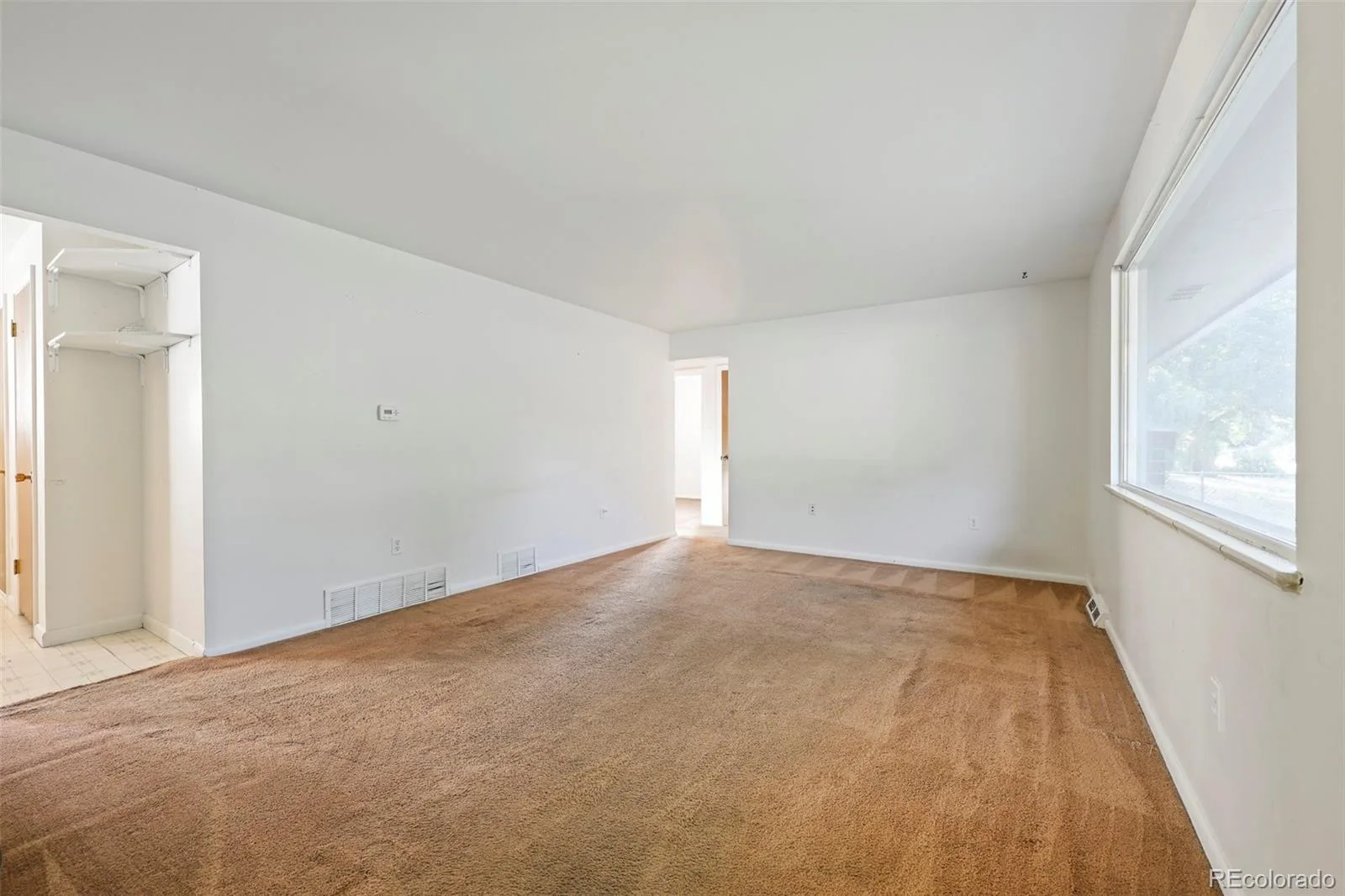 9275 W 8th Avenue Lakewood CO 80215 | MLS #REC4270410 08212026170645 1600 19