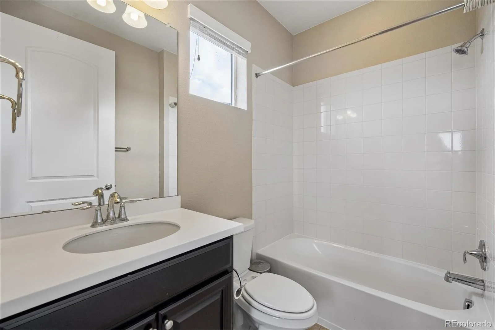 8551 Orchard Way Arvada CO 80007 MLS #REC4270849 06092026002734 1600 19