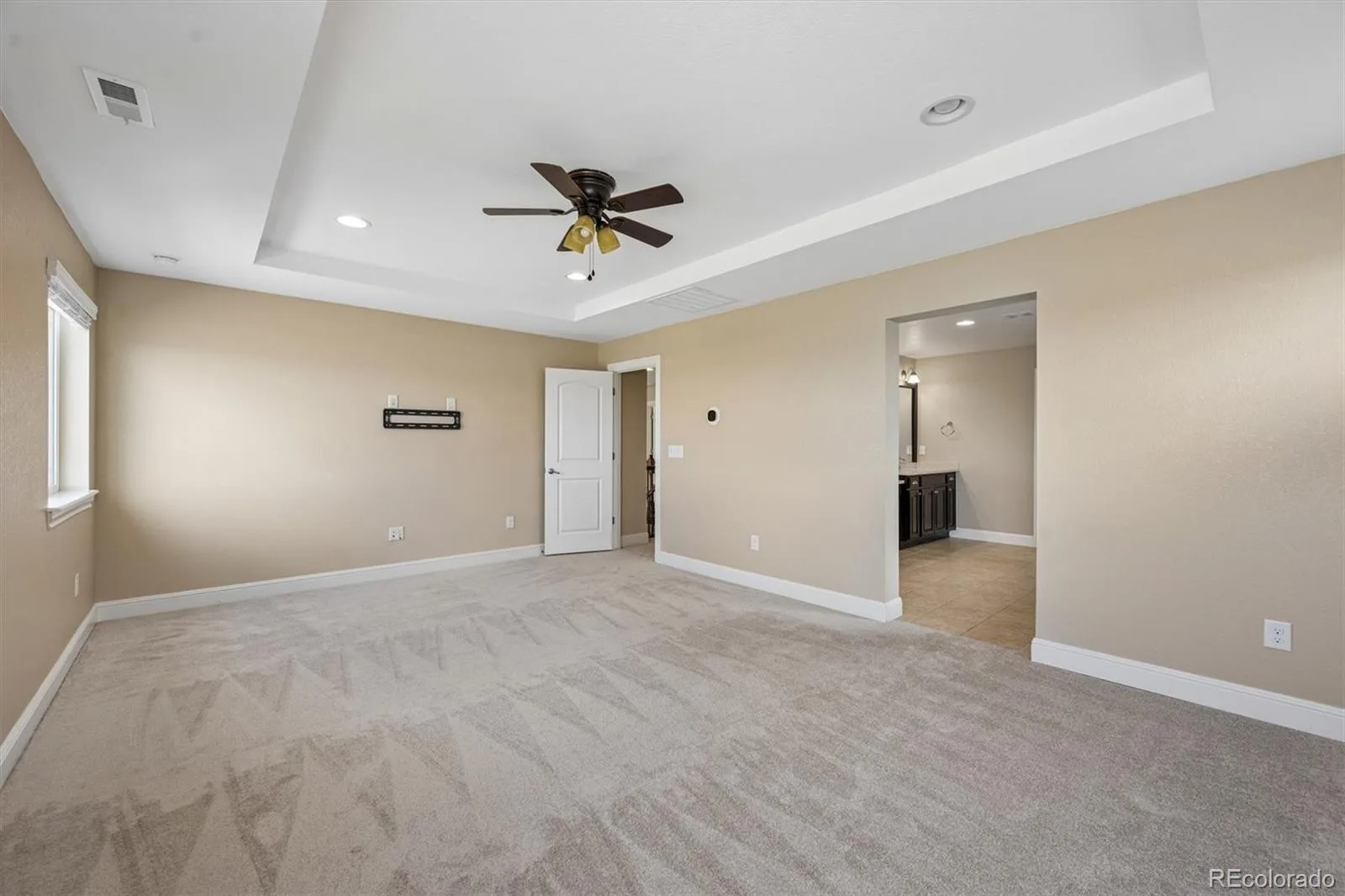 8551 Orchard Way Arvada CO 80007 MLS #REC4270849 06092026002734 1600 24