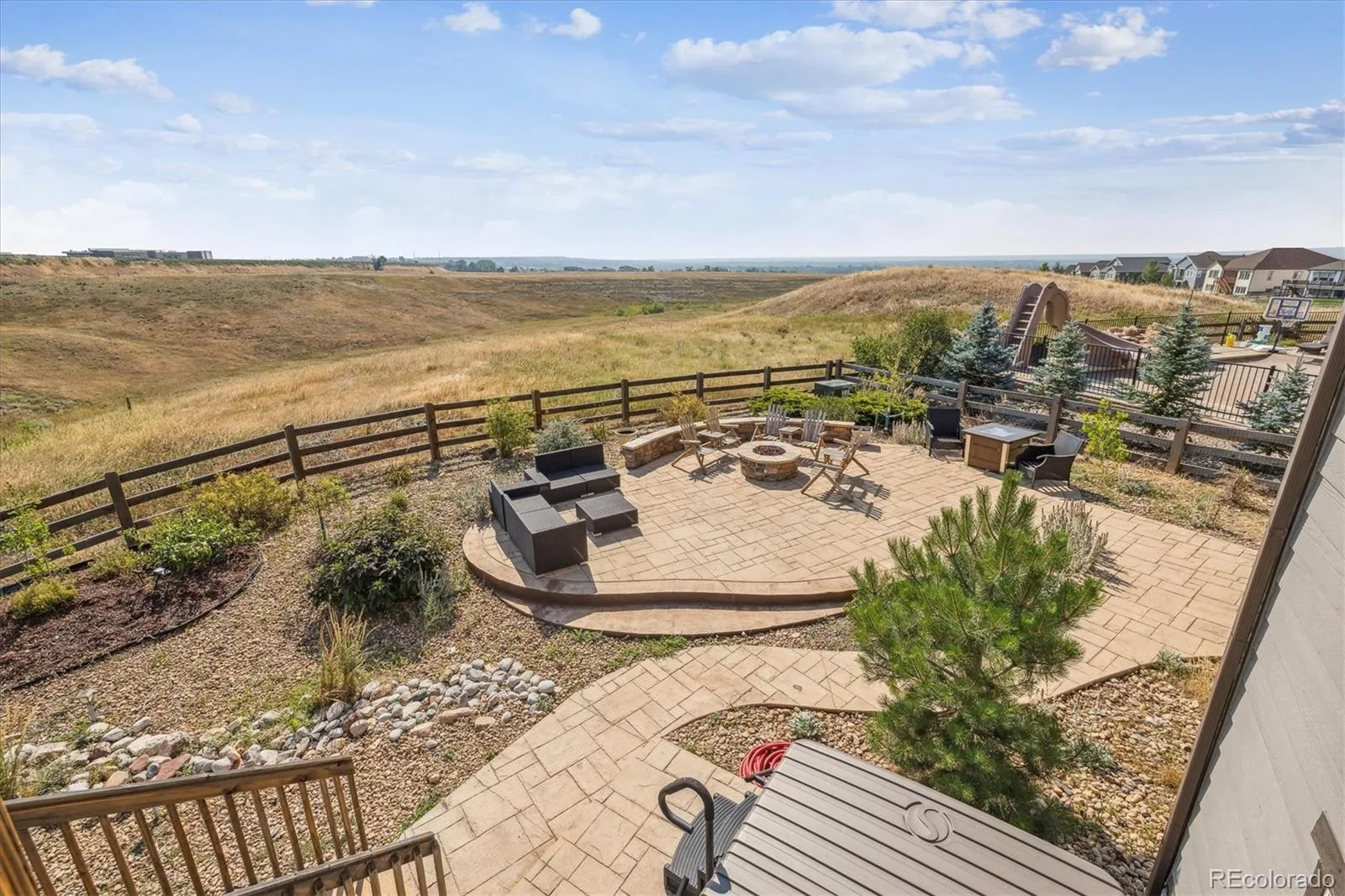 8551 Orchard Way Arvada CO 80007 MLS #REC4270849 06092026002734 1600 44