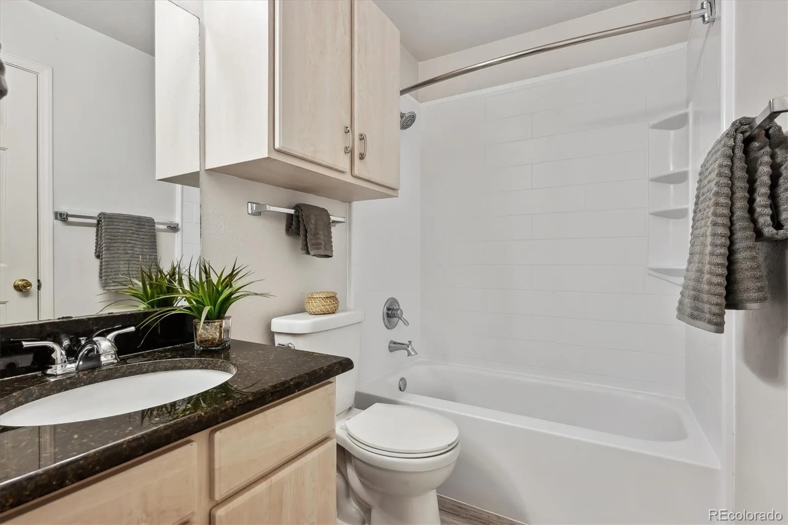 4804 E Kentucky Avenue #D Denver CO 80246 MLS #REC4272073 06092026152322 1600 13