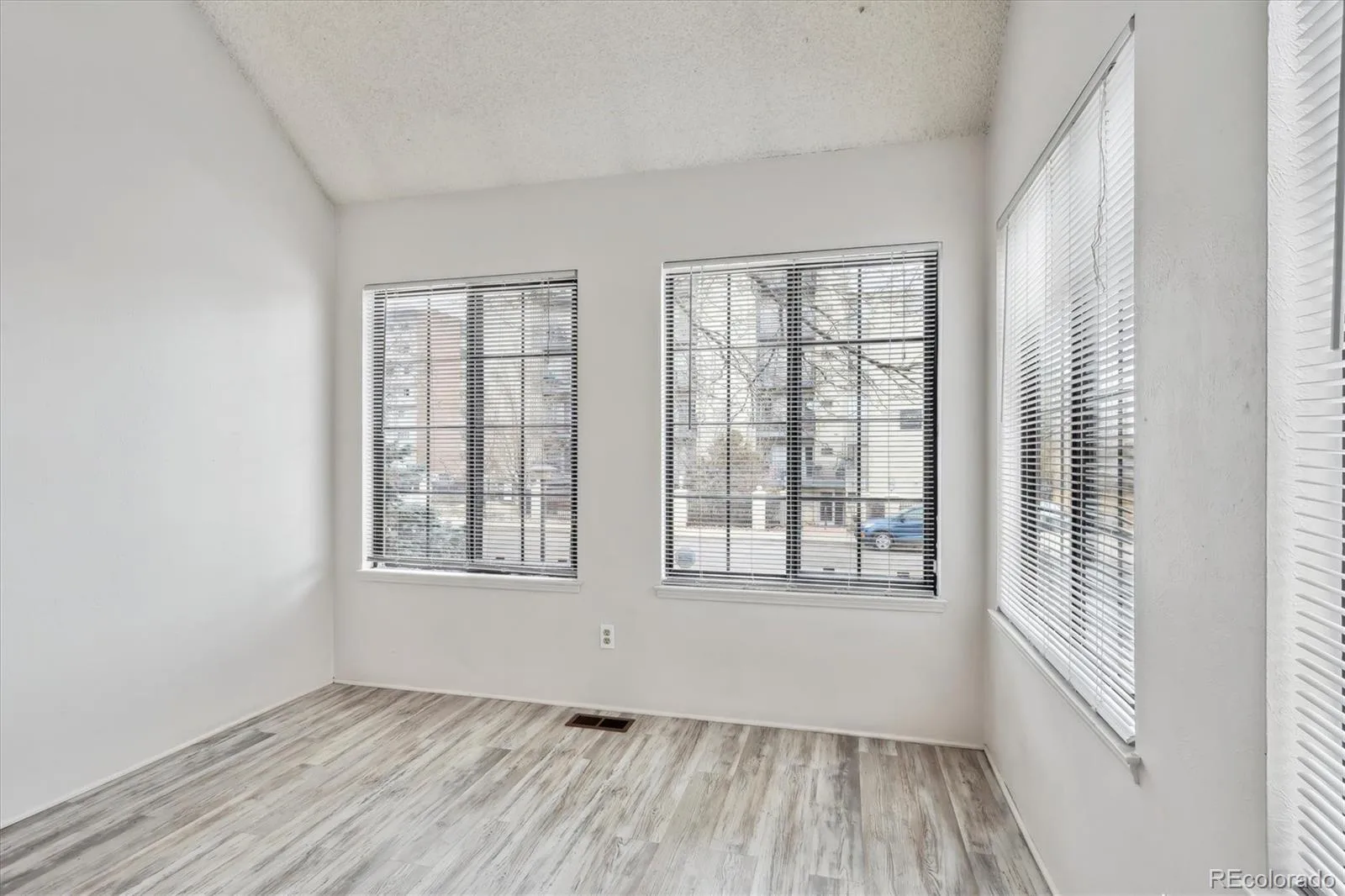 4804 E Kentucky Avenue #D Denver CO 80246 MLS #REC4272073 06092026152322 1600 14