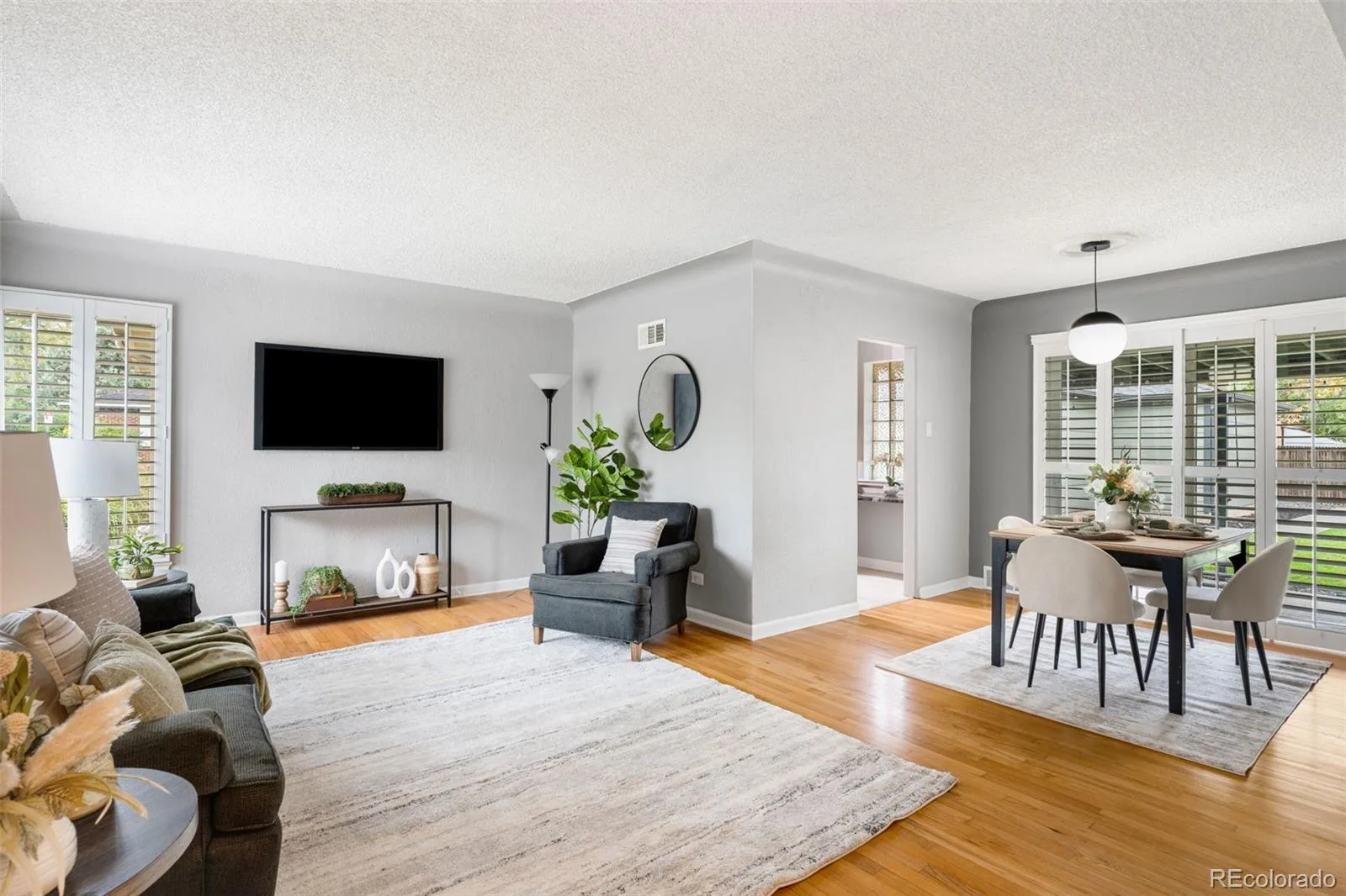 2101 Newport Street Denver CO 80207 | MLS #REC4274408 10162026231216 1600 2