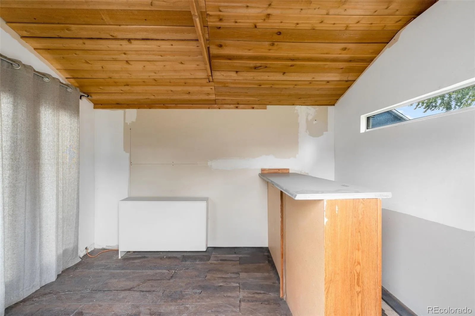 2101 Newport Street Denver CO 80207 | MLS #REC4274408 10162026231216 1600 27