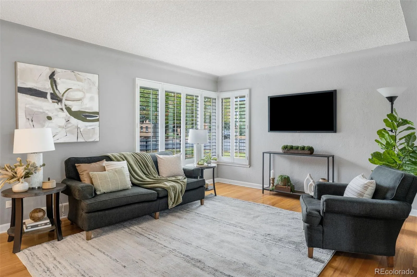 2101 Newport Street Denver CO 80207 | MLS #REC4274408 10162026231216 1600 8