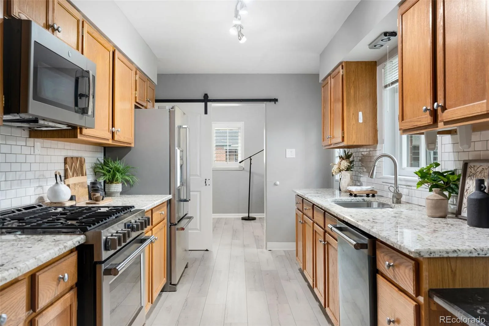 2101 Newport Street Denver CO 80207 | MLS #REC4274408 10162026231216 1600 9