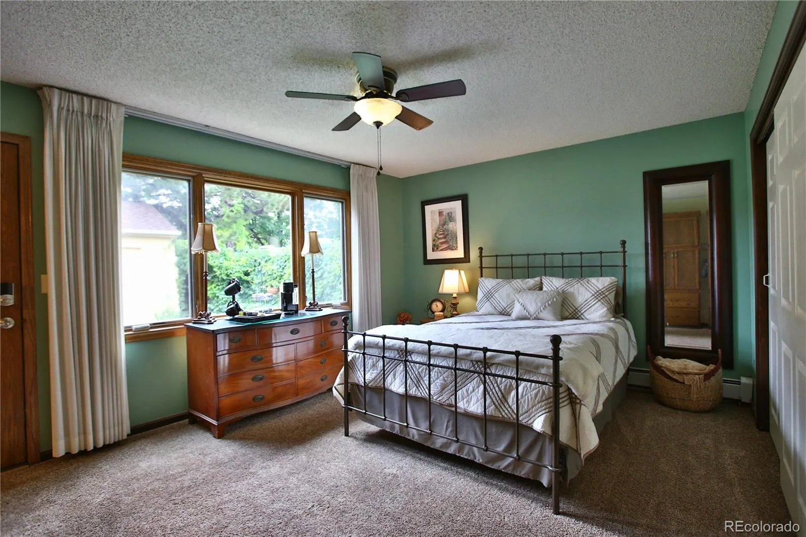 1370 Bellaire Street Broomfield CO 80020 | MLS #REC4275835 07182026173435 1600 16