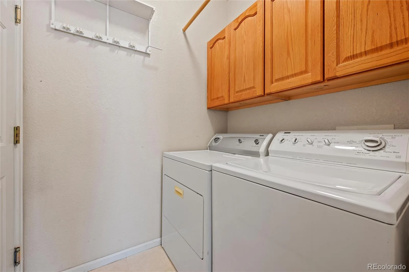 6373 Vrain Street Arvada CO 80003 | MLS #REC4277528 08182026195742 1600 21