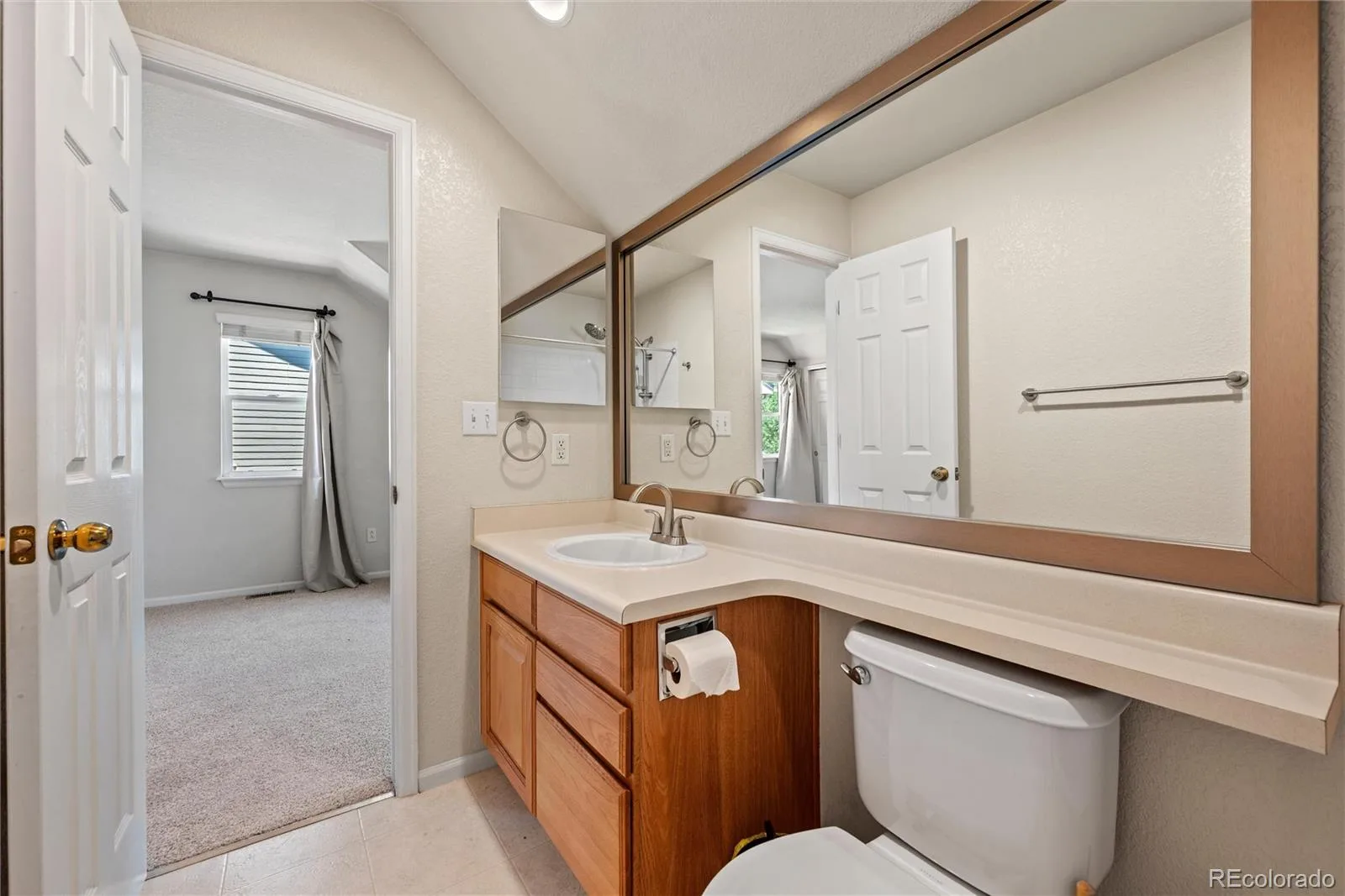 6373 Vrain Street Arvada CO 80003 | MLS #REC4277528 08182026195742 1600 28
