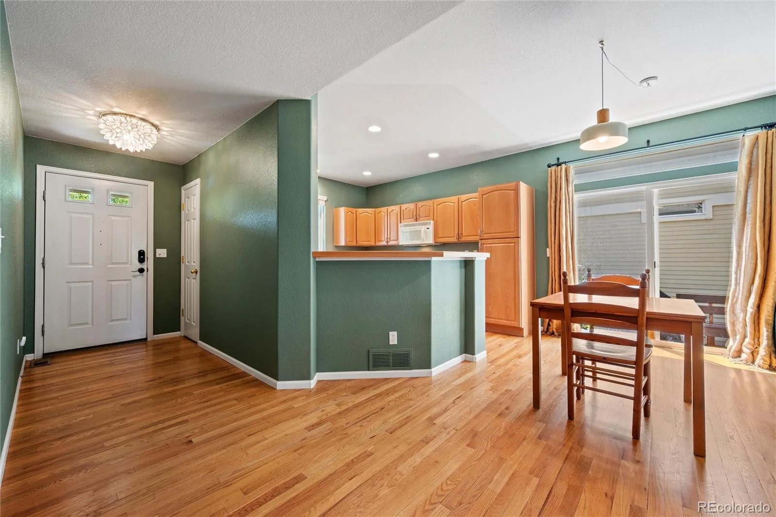 6373 Vrain Street Arvada CO 80003 | MLS #REC4277528 08182026195742 1600 3