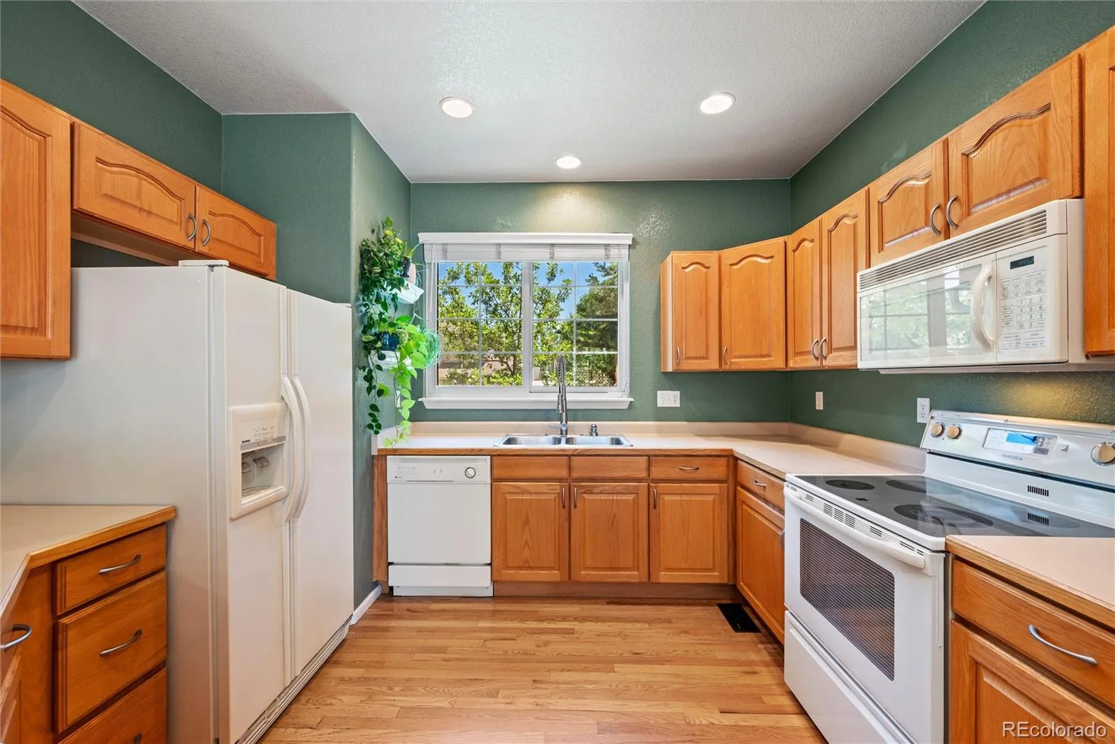 6373 Vrain Street Arvada CO 80003 | MLS #REC4277528 08182026195742 1600 7