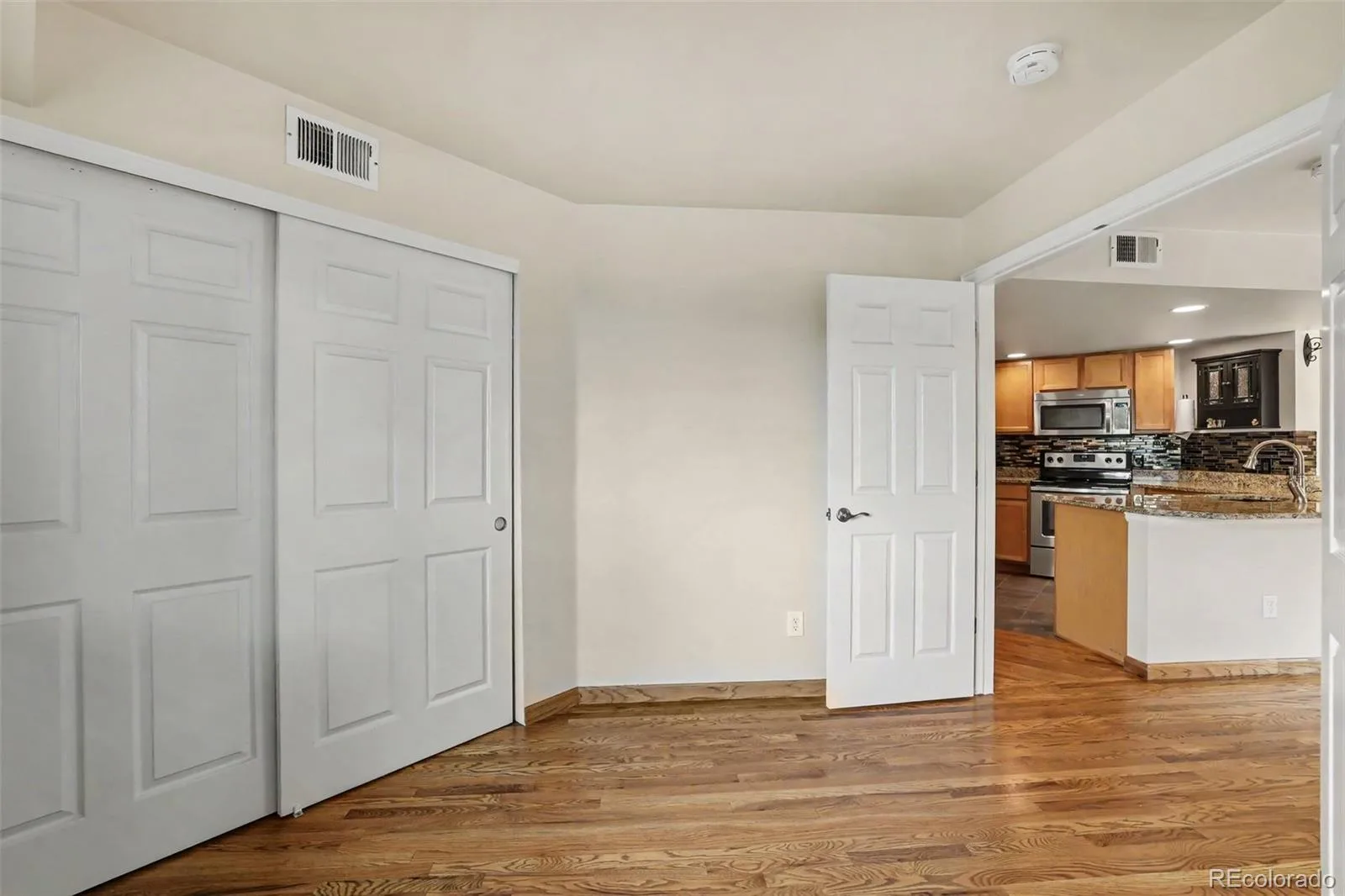 4286 S Eldridge Street #101 Morrison CO 80465 | MLS #REC4277926 08112026025312 1600 15