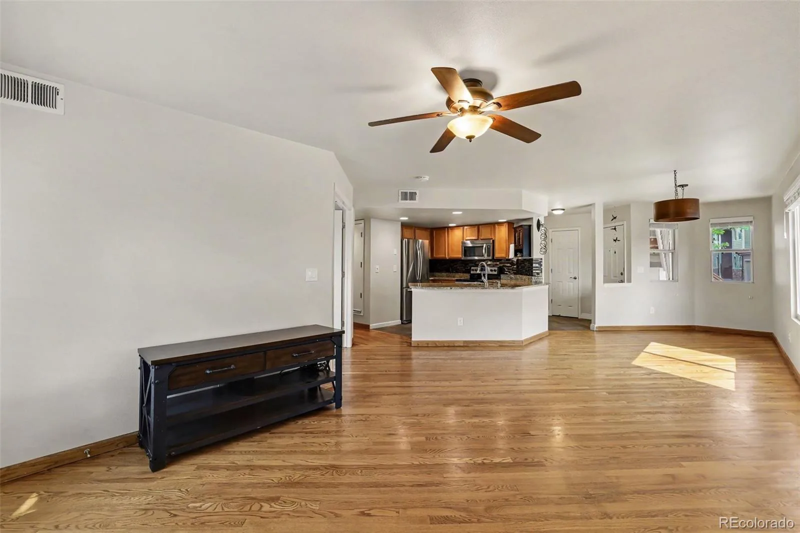 4286 S Eldridge Street #101 Morrison CO 80465 | MLS #REC4277926 08112026025312 1600 5