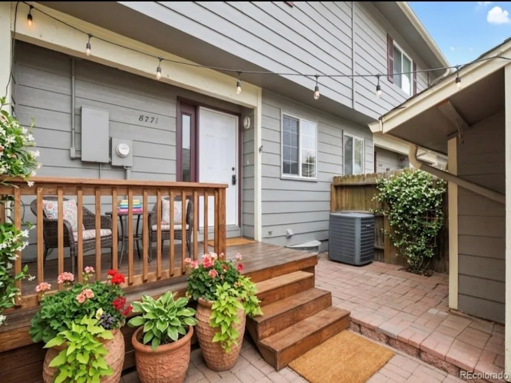 8771 Carr Loop Arvada CO 80005 | MLS #REC4278297 07302026191405 1024 12