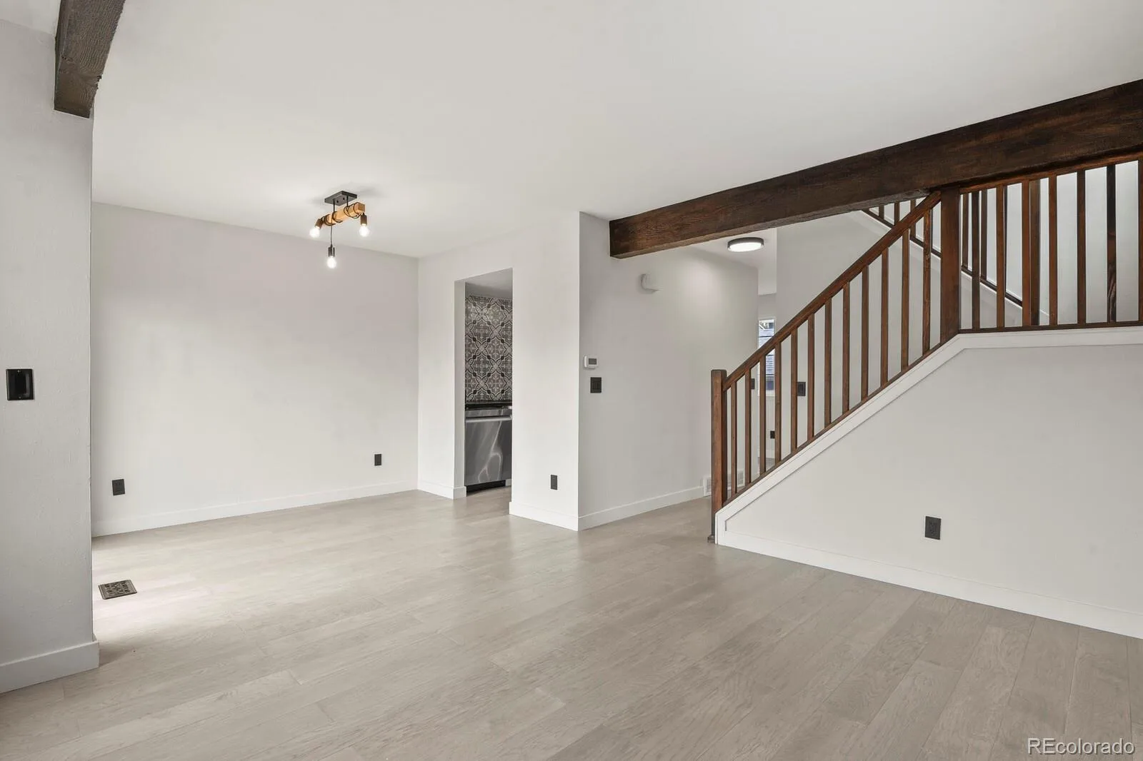 8771 Carr Loop Arvada CO 80005 | MLS #REC4278297 07302026191405 1600 2