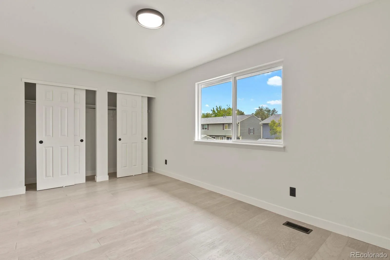 8771 Carr Loop Arvada CO 80005 | MLS #REC4278297 07302026191405 1600 7