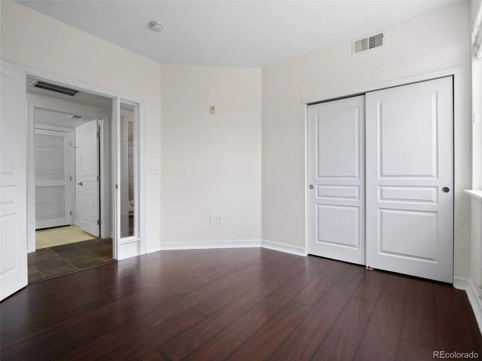 1705 Gaylord Street #104 Denver CO 80206 MLS #REC4283895 04092026190017 1600 20