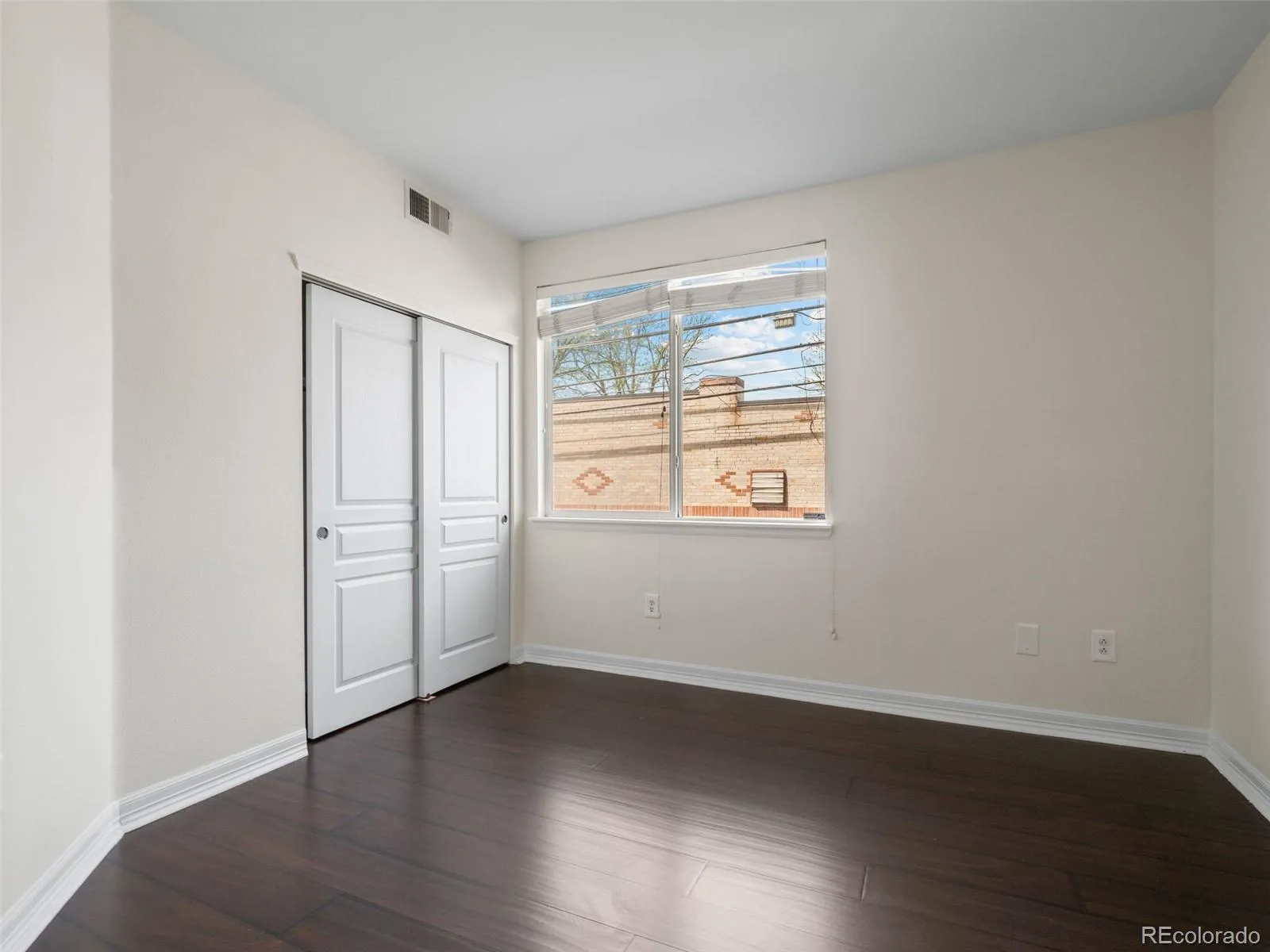 1705 Gaylord Street #104 Denver CO 80206 MLS #REC4283895 04092026190017 1600 21