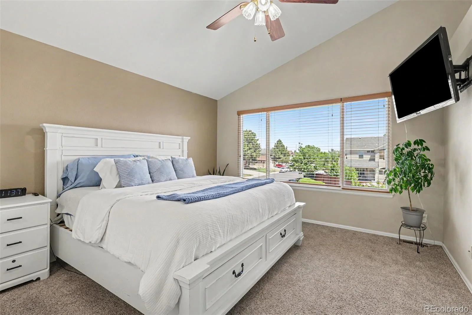 19913 E Progress Place Centennial CO 80015 | MLS #REC4283954 08052026011303 1600 13