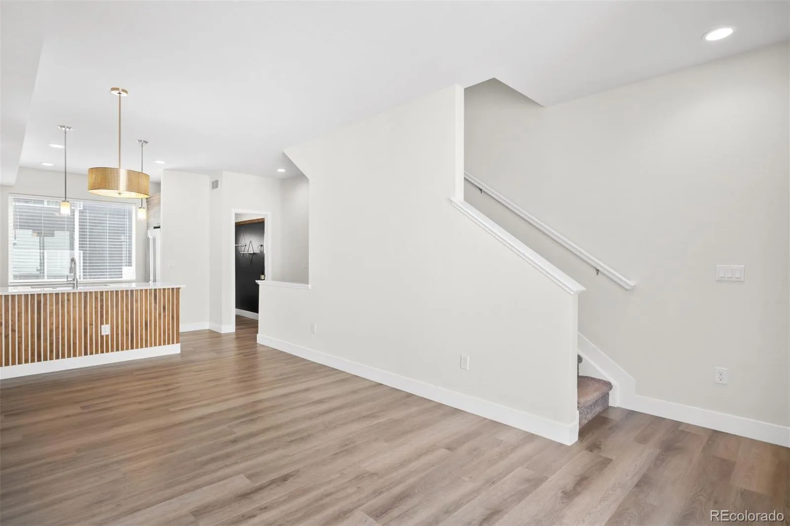 5538 W 11th Place Lakewood CO 80214 MLS #REC4287156 05062026192958 1600 13