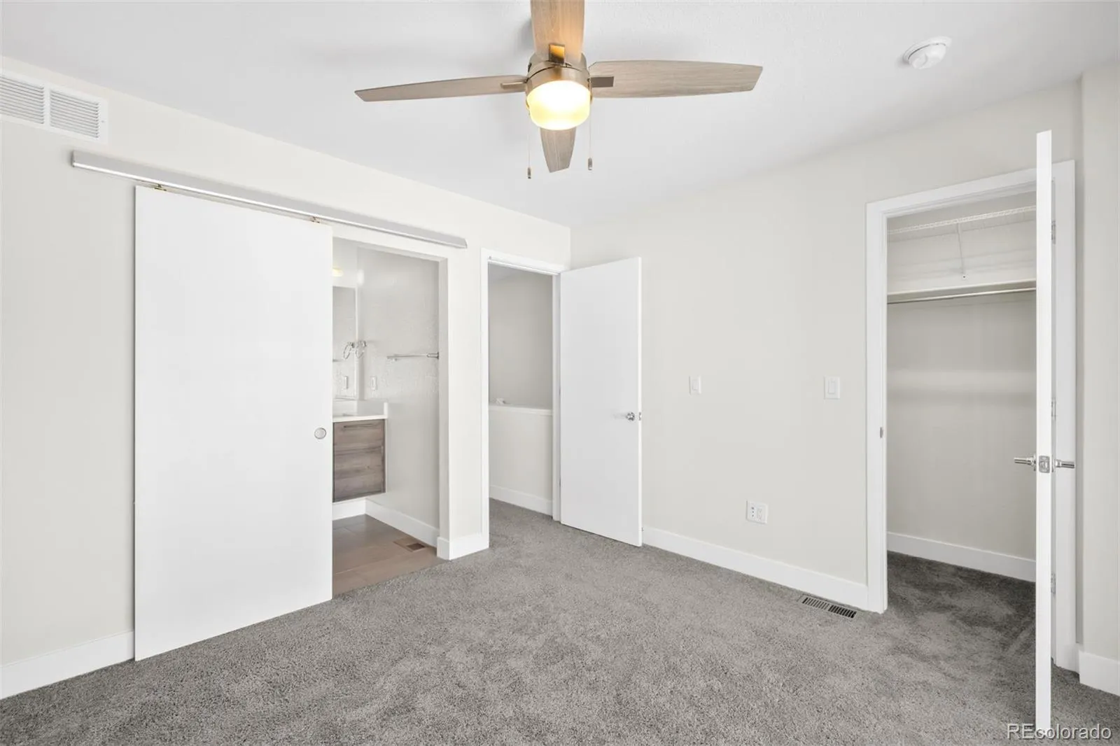 5538 W 11th Place Lakewood CO 80214 MLS #REC4287156 05062026192958 1600 17