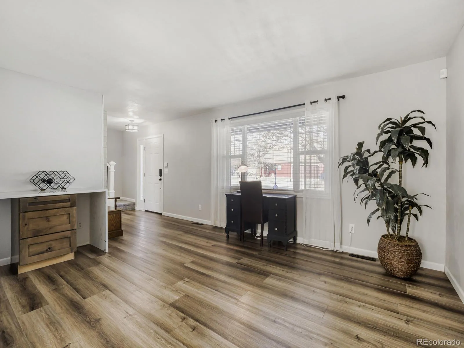 04092026143941 1600 11