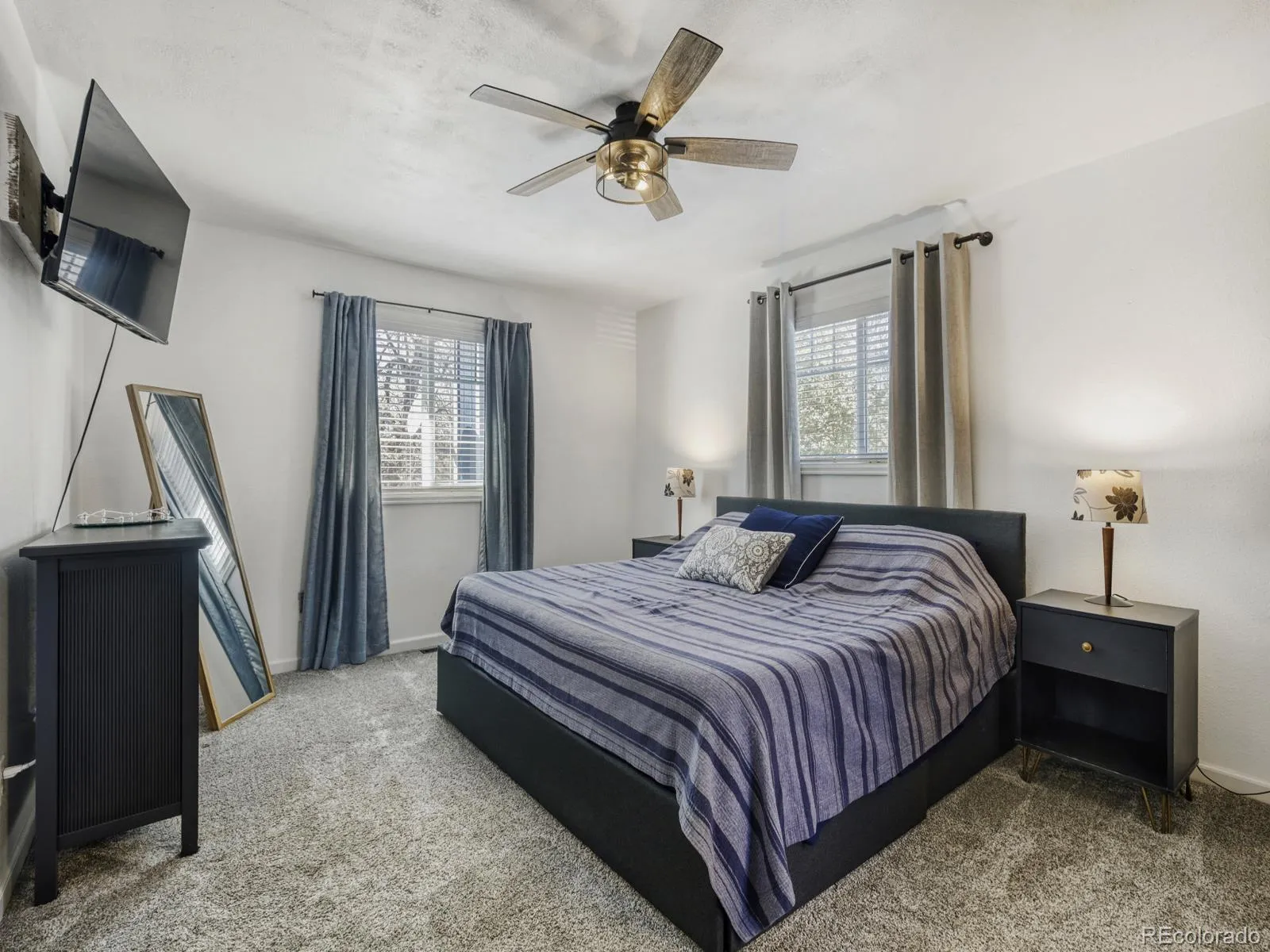 04092026143941 1600 15