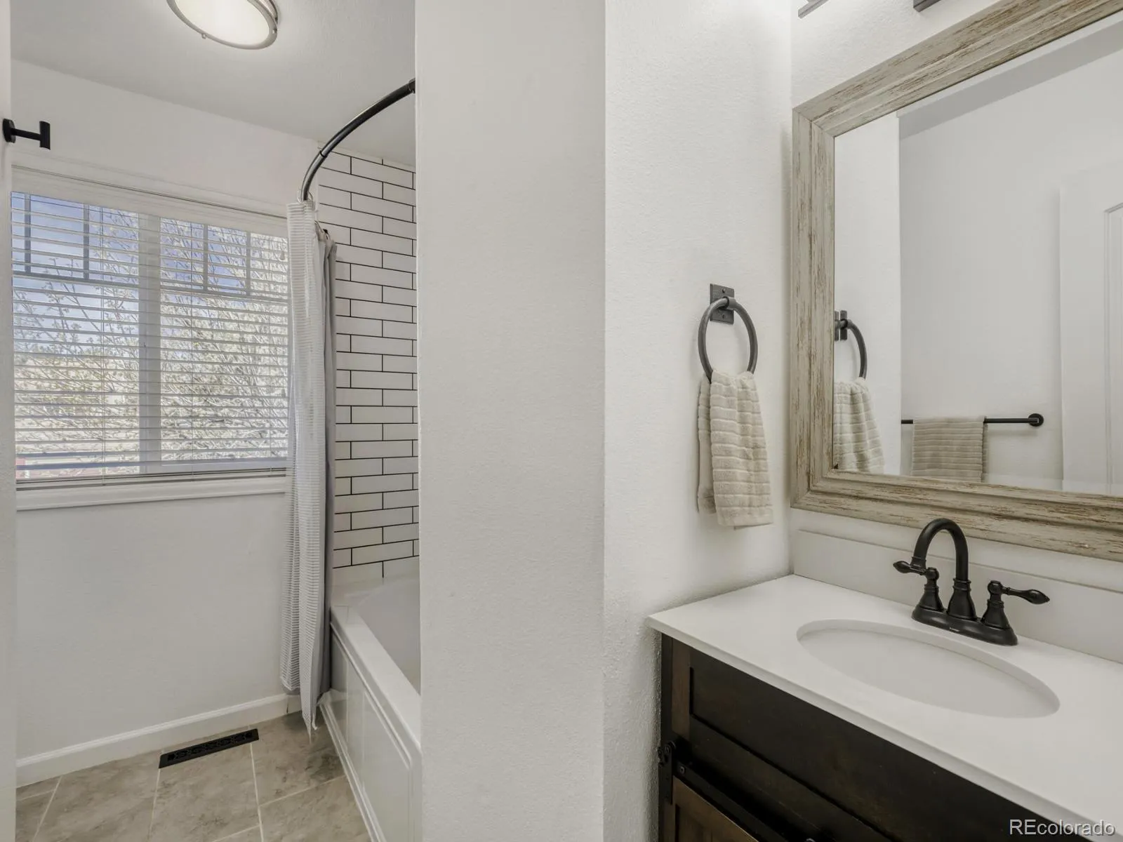 04092026143941 1600 18