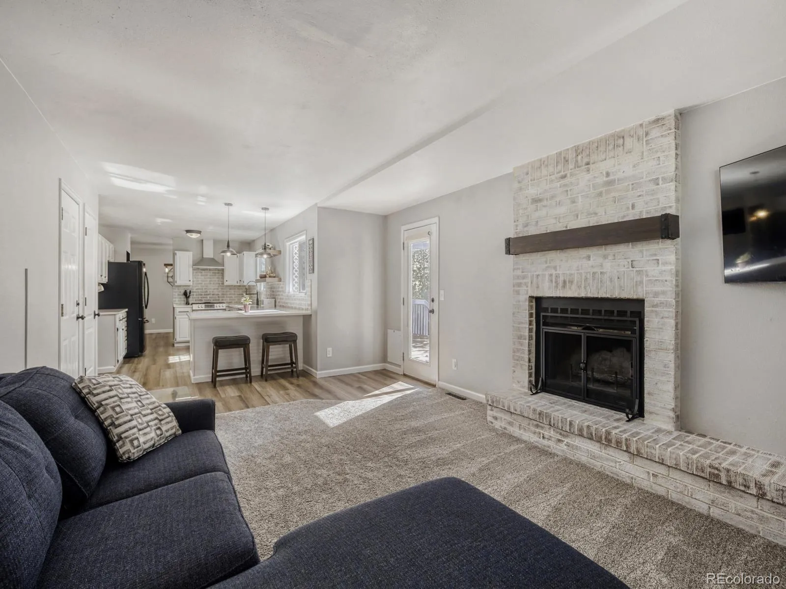 04092026143941 1600 8