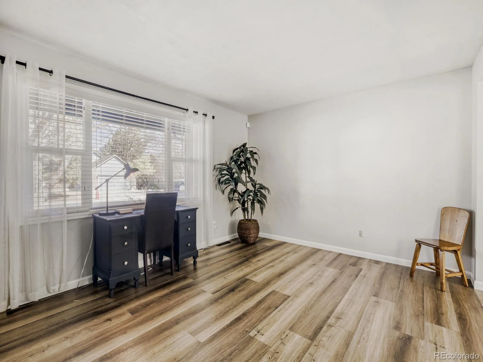 717 Elliott Street Longmont CO 80504 MLS #REC4288230 05022026200746 1600 12