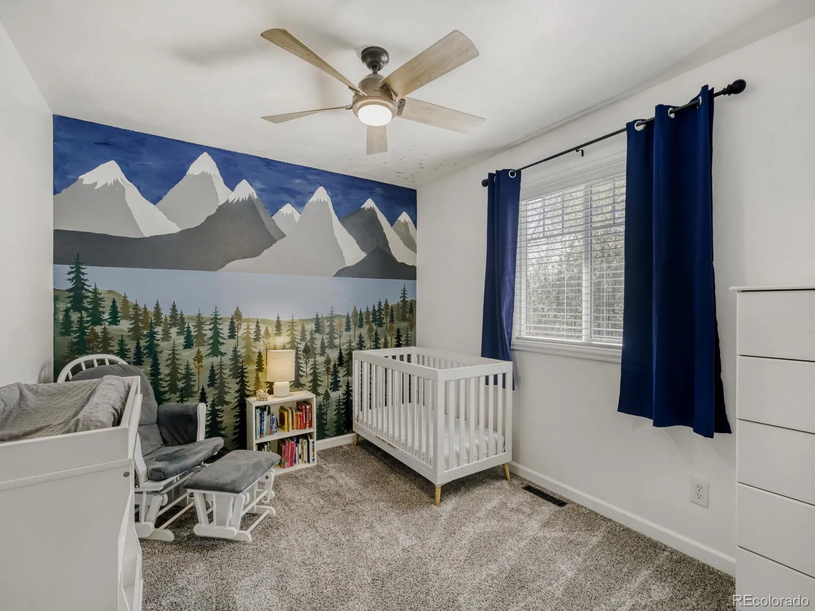 717 Elliott Street Longmont CO 80504 MLS #REC4288230 05022026200746 1600 22