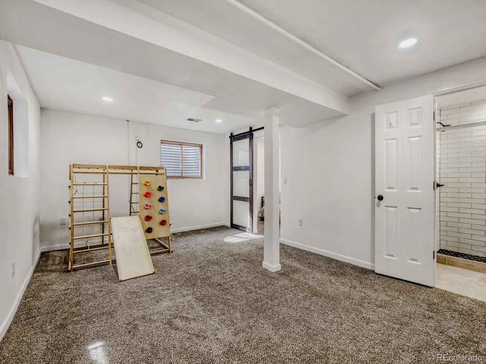 717 Elliott Street Longmont CO 80504 MLS #REC4288230 05022026200746 1600 26