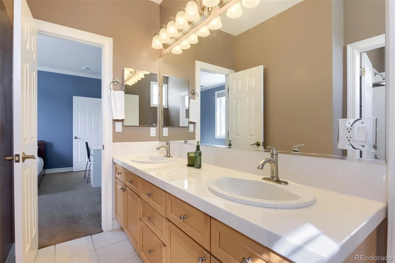 04172026035256 1600 30