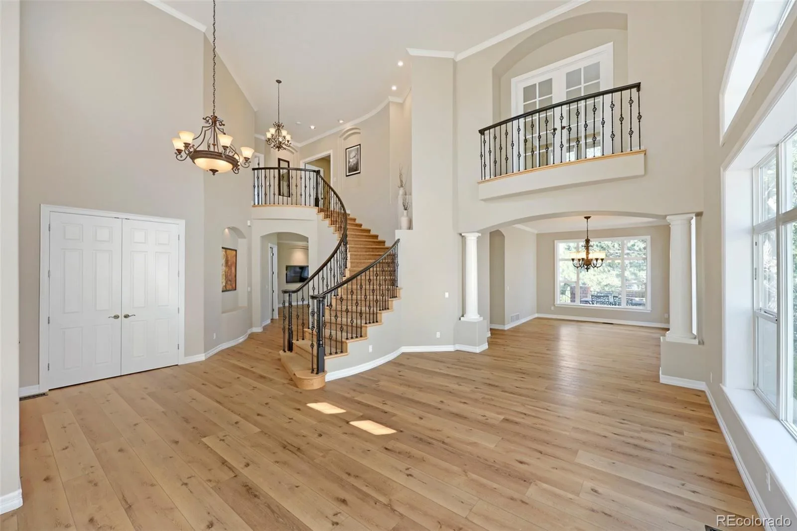 9969 Longview Drive Lone Tree CO 80124 | MLS #REC4288675 08142026155712 1600 5