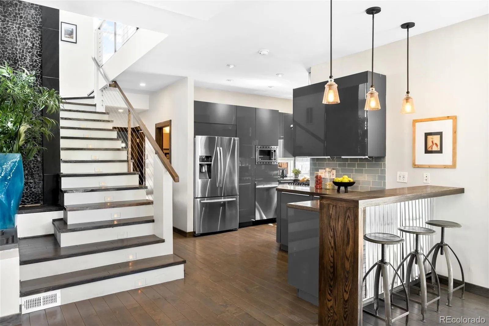 04172026200904 1600 10