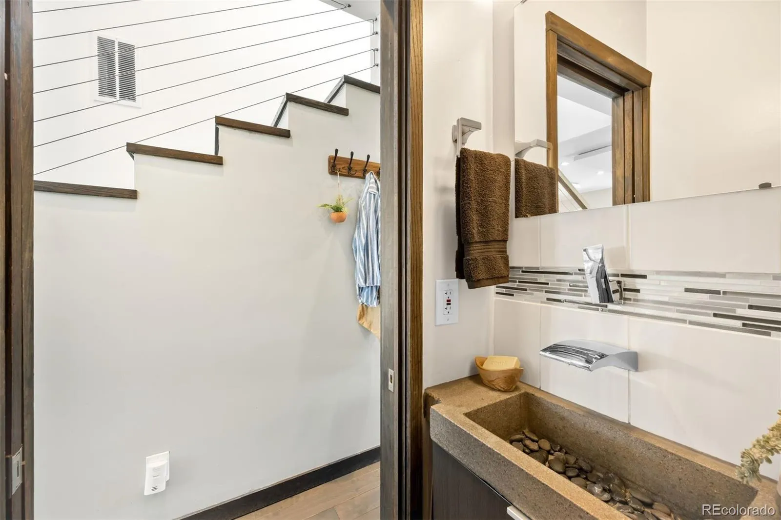 04172026200904 1600 12