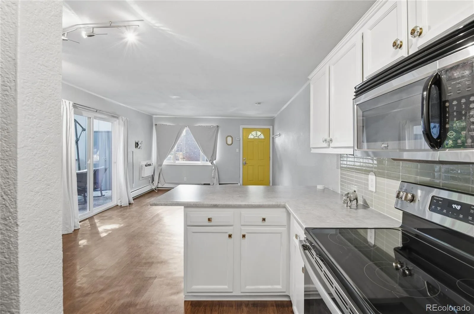 857 S Van Gordon Court #A204 Lakewood CO 80228 | MLS #REC4292532 08072026215740 1600 2
