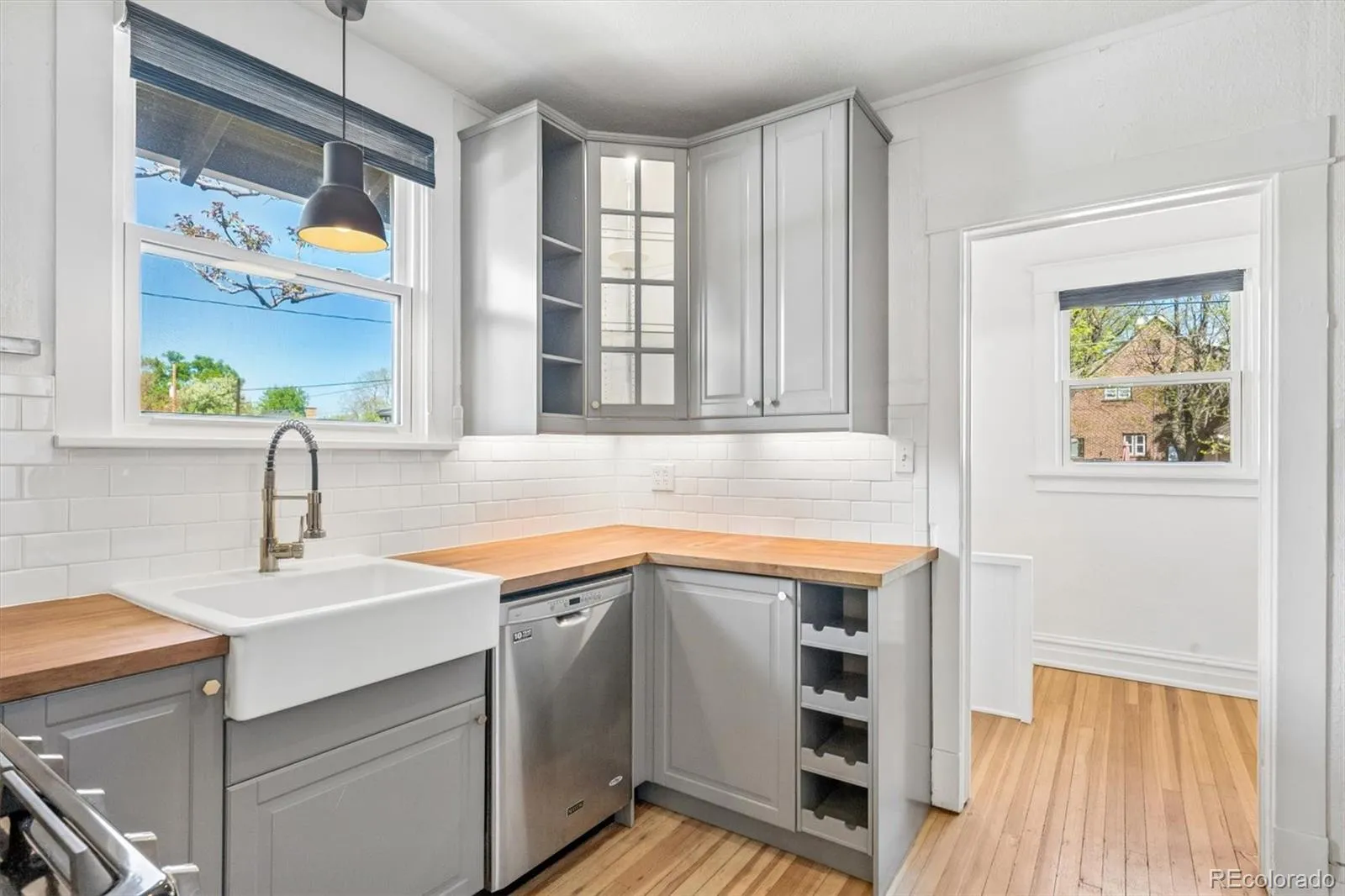 04162026234030 1600 13