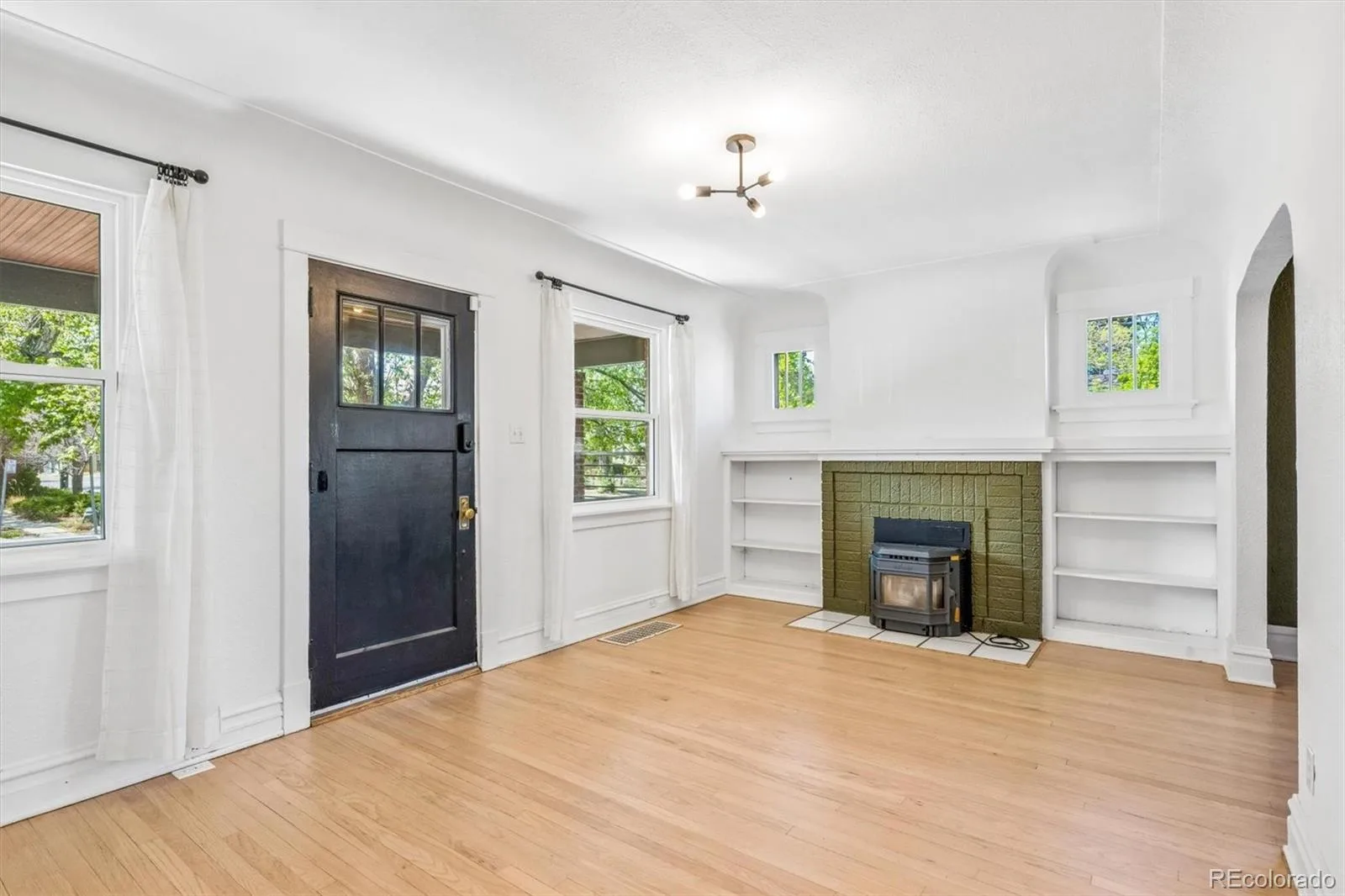 2290 Holly Street Denver CO 80207 MLS #REC4294040 07062026170029 1600 2