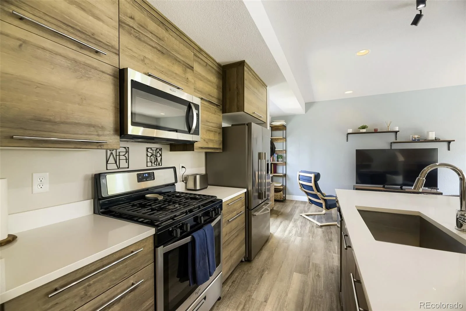 5556 W 10th Place Denver CO 80214 | MLS #REC4295093 08072026172652 1600 12
