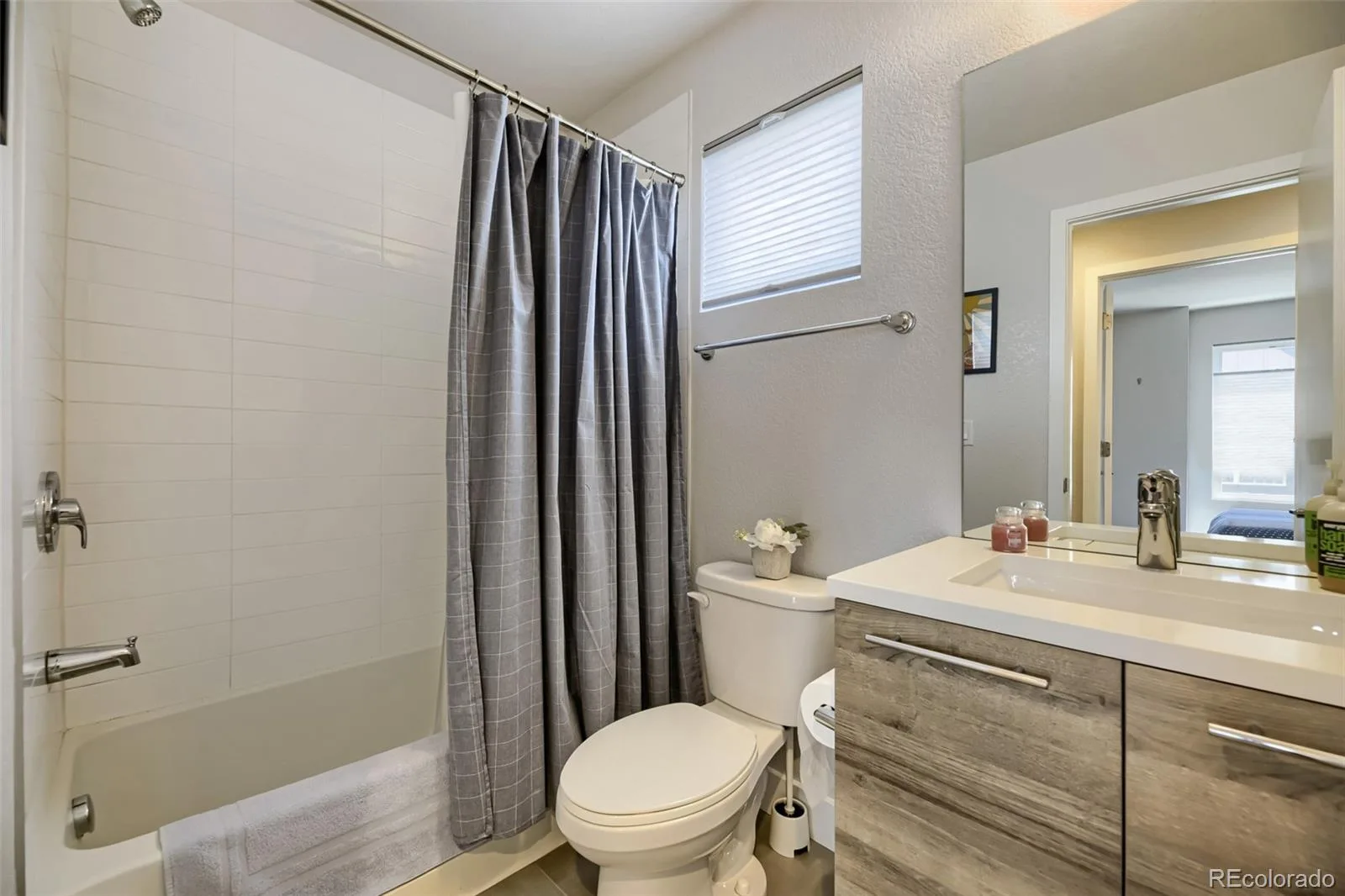 5556 W 10th Place Denver CO 80214 | MLS #REC4295093 08072026172652 1600 21