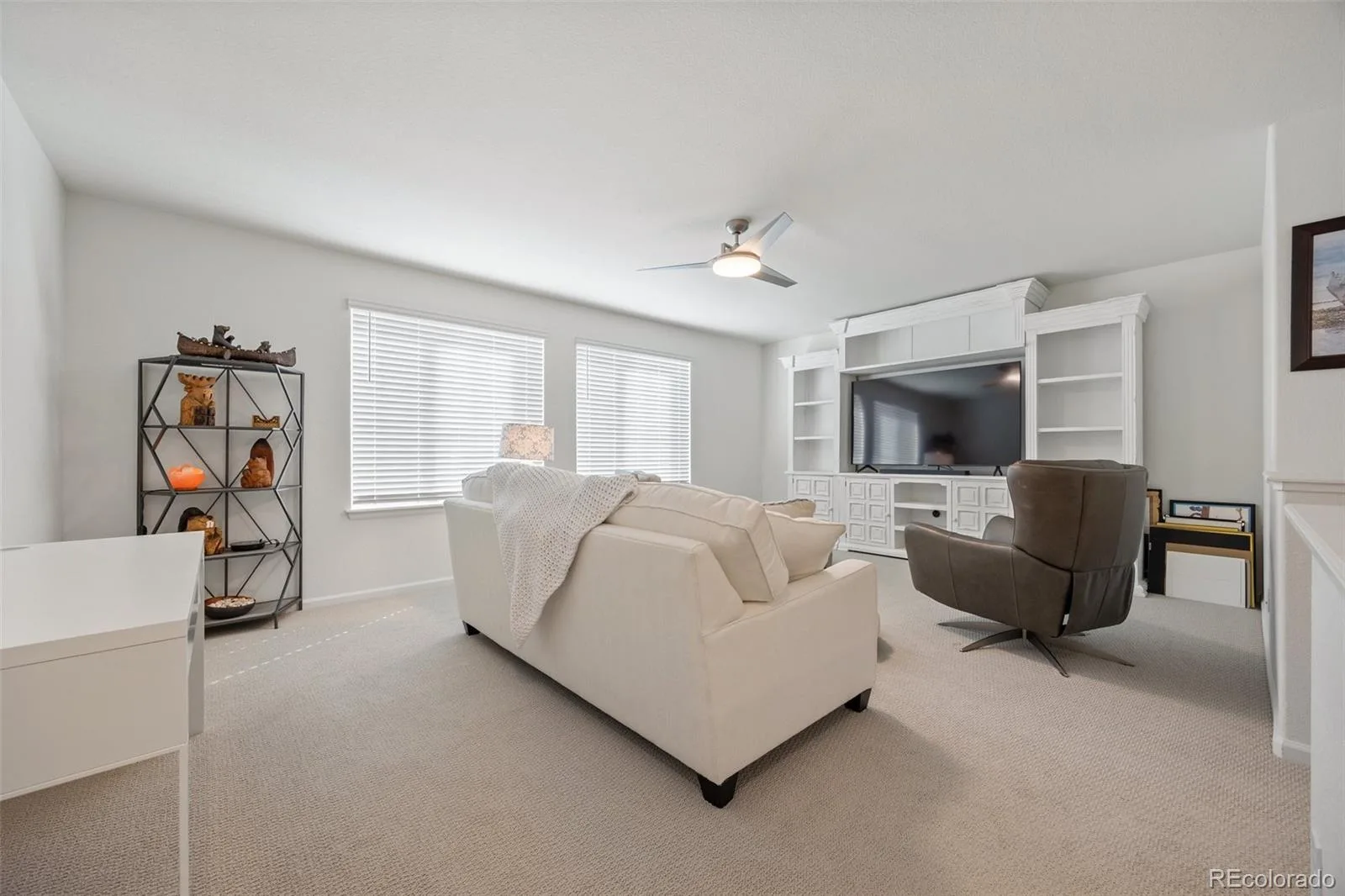 5037 N Quemoy Street Aurora CO 80019 | MLS #REC4295957 07012026210055 1600 24
