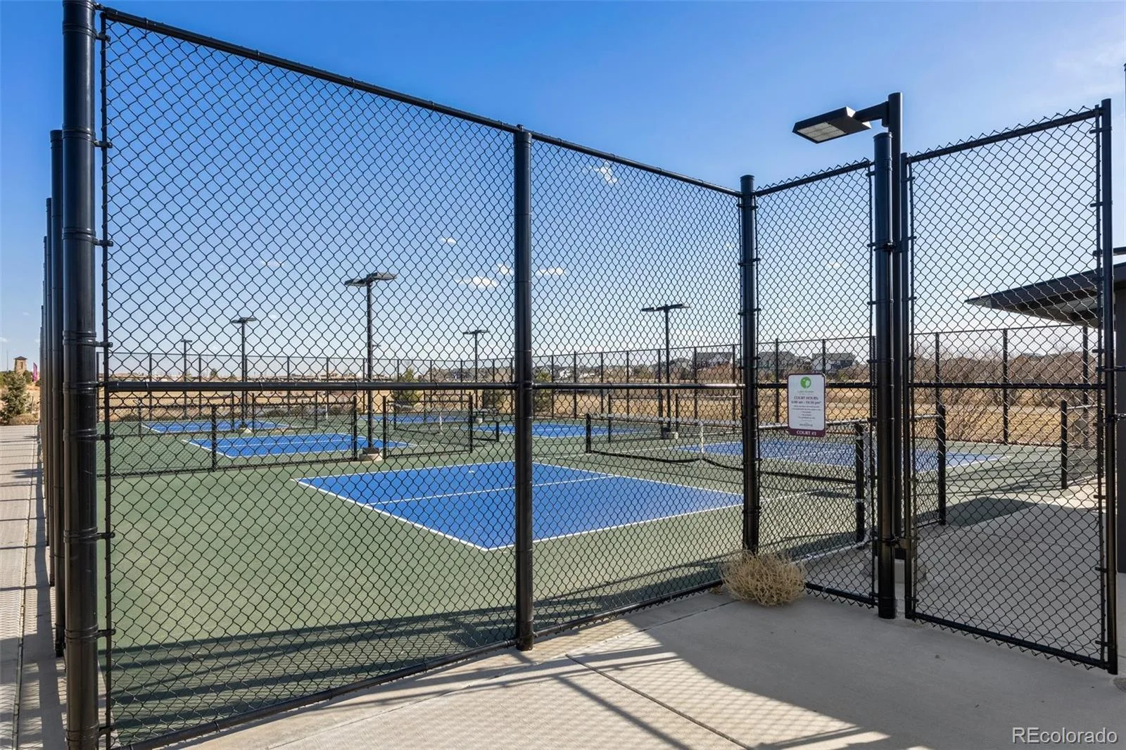 5037 N Quemoy Street Aurora CO 80019 | MLS #REC4295957 07012026210055 1600 46