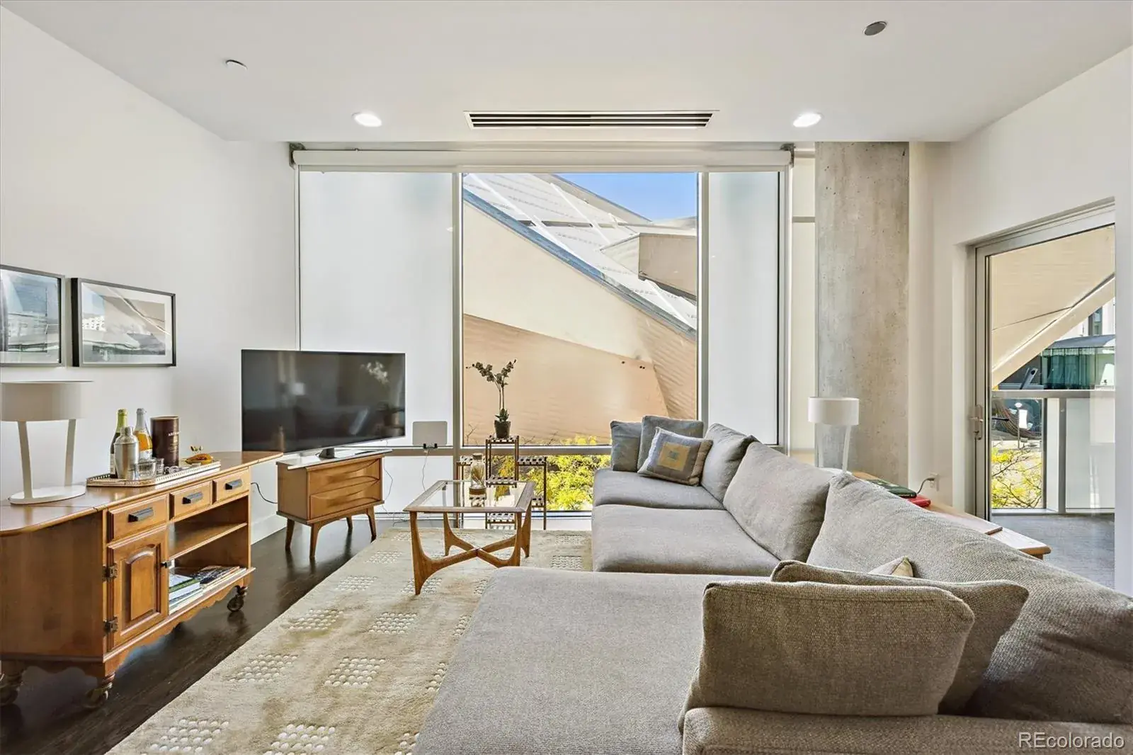 01082026004735 1600 0