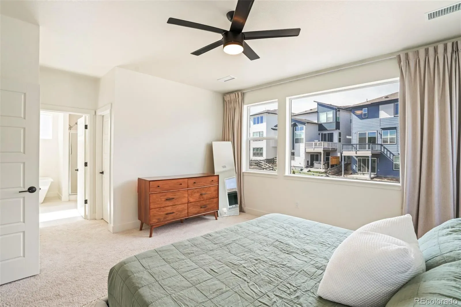 03242026155042 1600 12