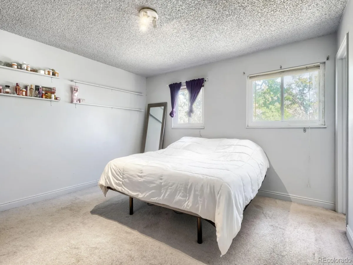 419 S Lima Circle Aurora CO 80012 | MLS #REC4302796 09202026002558 1200 11