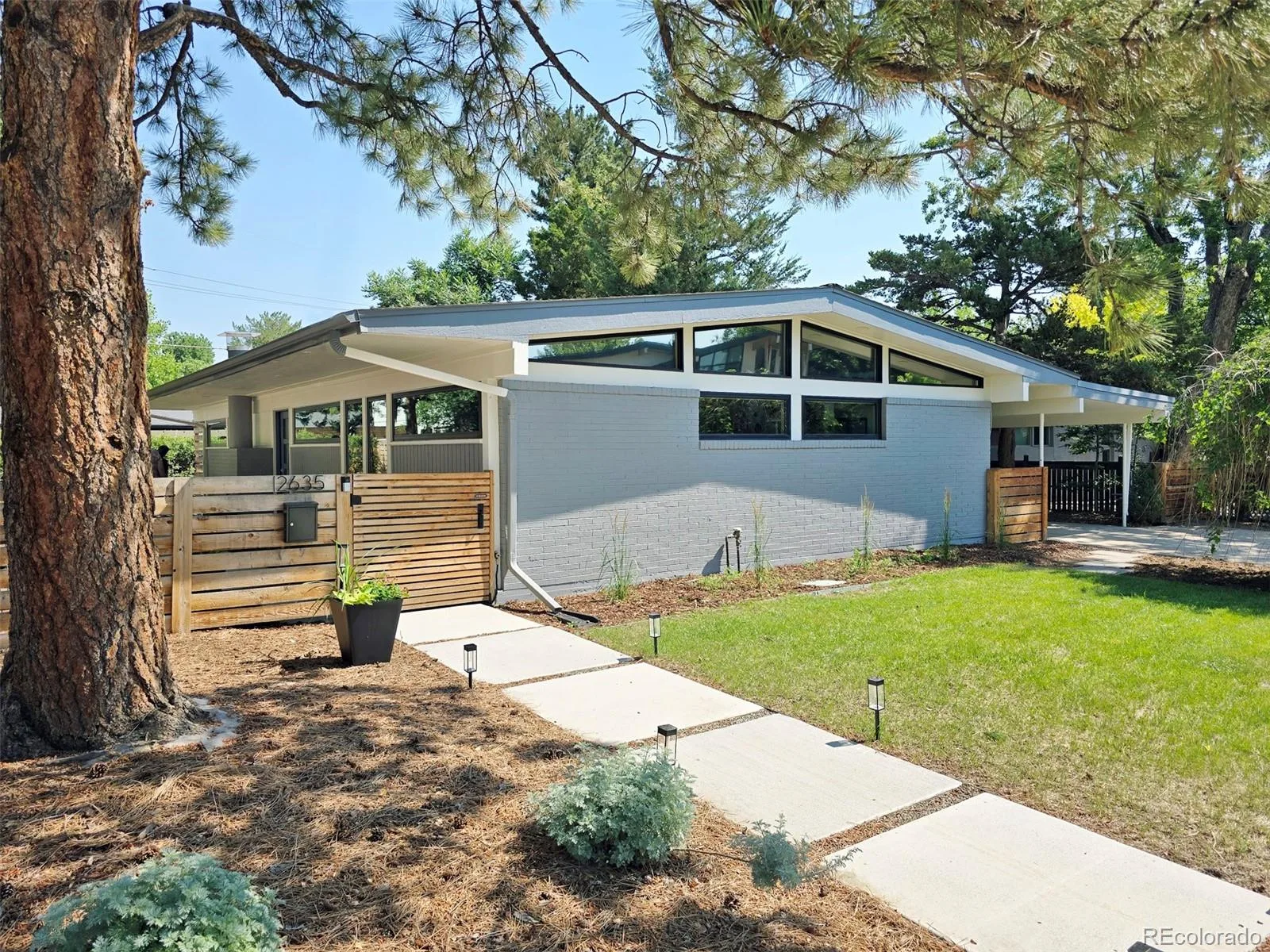 2635 S Garfield Way Denver CO 80210 | MLS #REC4303111 08252026182223 1600 2