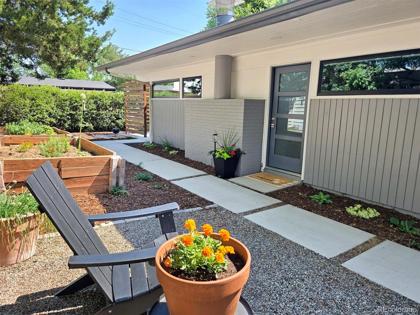 2635 S Garfield Way Denver CO 80210 | MLS #REC4303111 08252026182223 1600 28